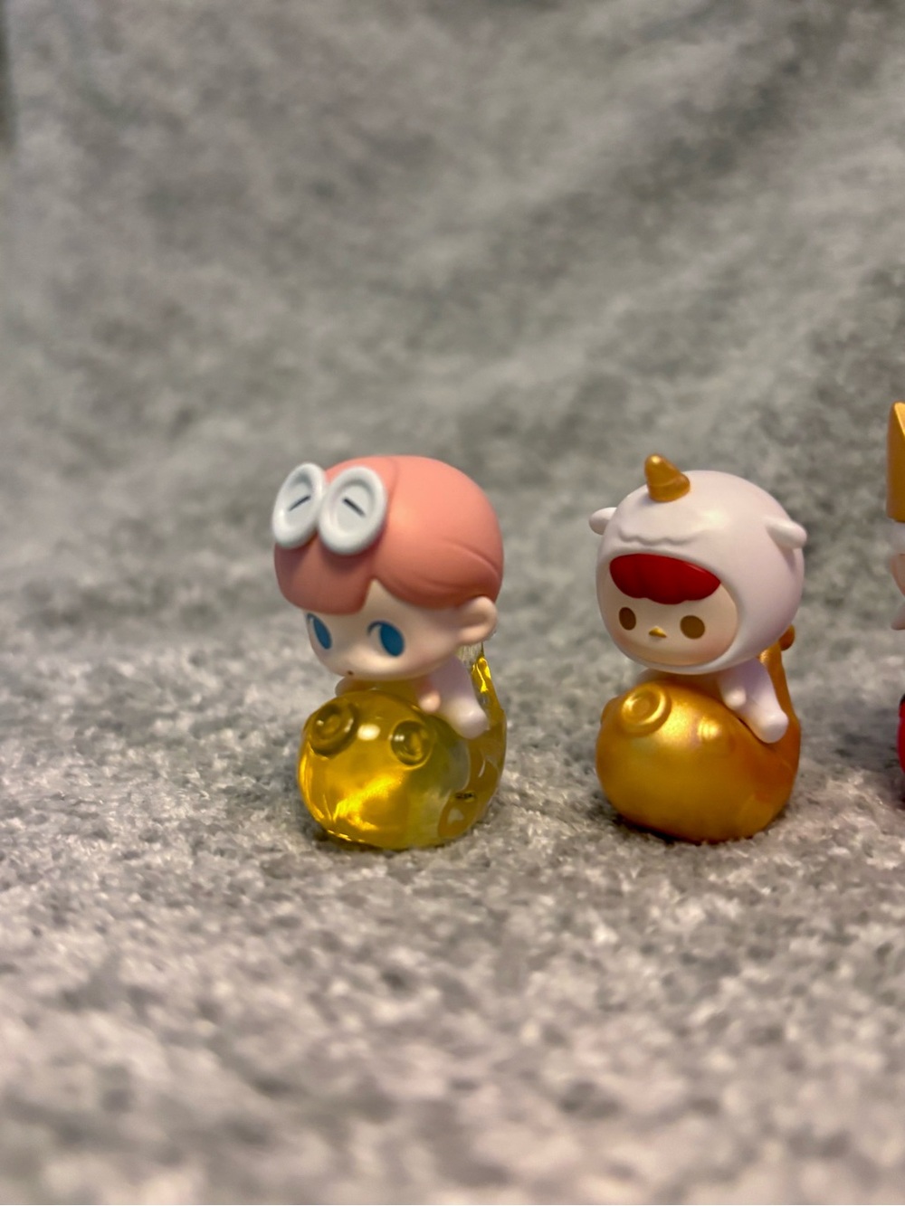 5 Lucky Charm Series Pop Bean Bundle | Pop Mart blind bag mini beans on koi fish - Picture 2 of 5